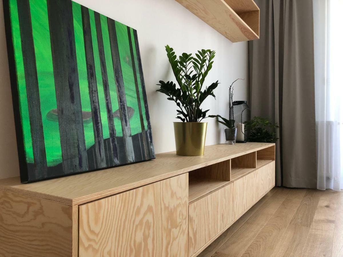 New Modern Urban Apartment Bratislava Exterior foto